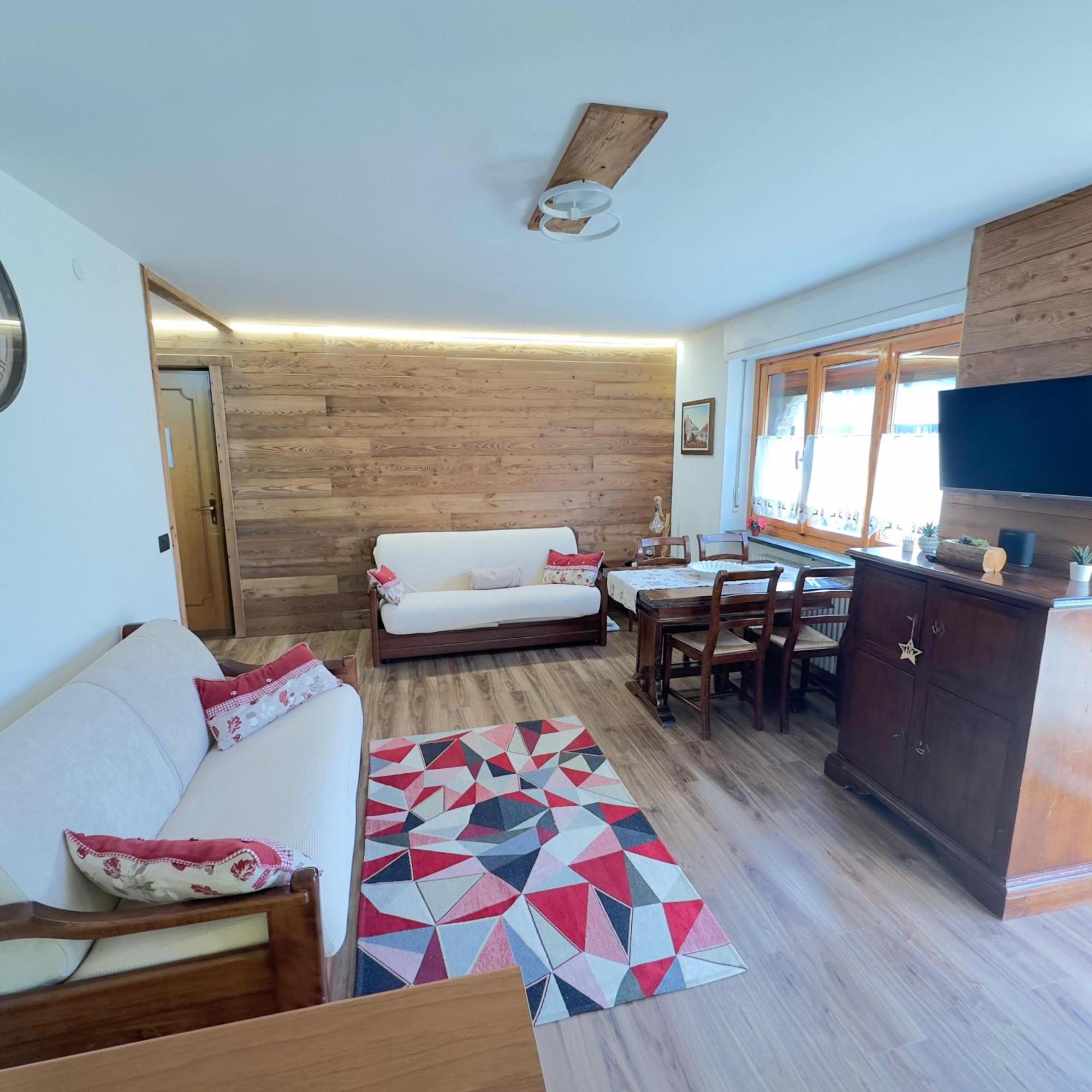 Chalet La Cometa เซาเซดุลซ์ ภายนอก รูปภาพ